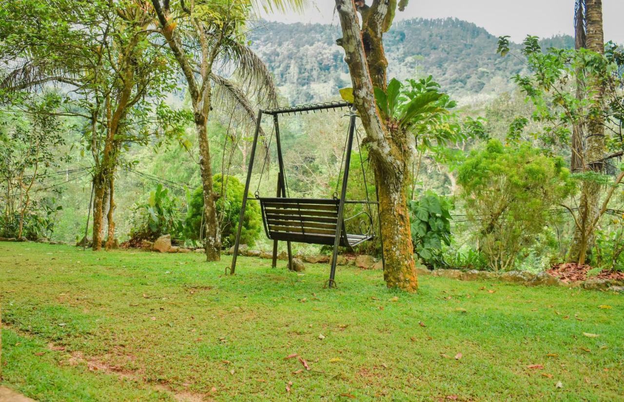 Blue Magpie Lodge Sinharaja Kudawe Bagian luar foto